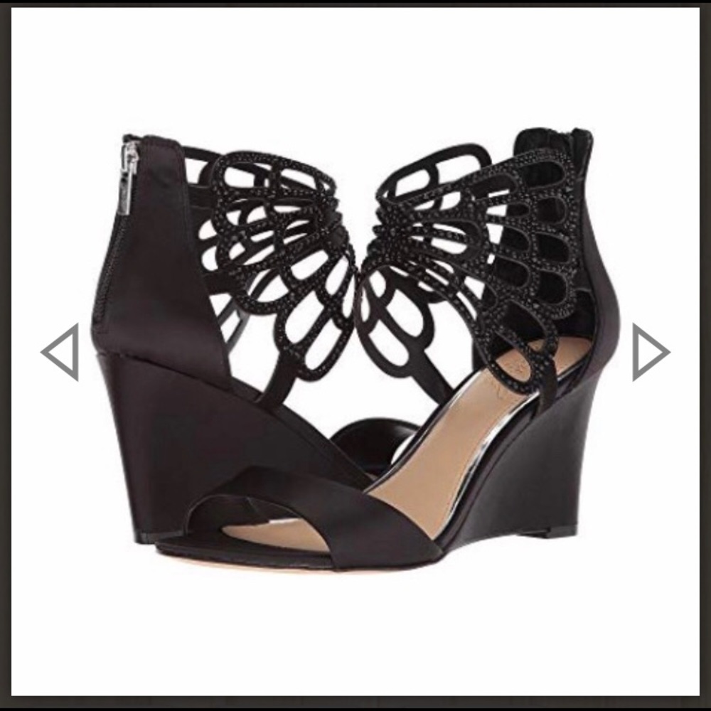 Beautiful  Badgley Mischka sandal. Worn twice